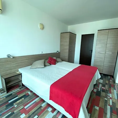 Appartement прекрасен с изглед към морето сарафово 2 *