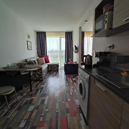 Appartement прекрасен с изглед към морето сарафово 2 Burgas